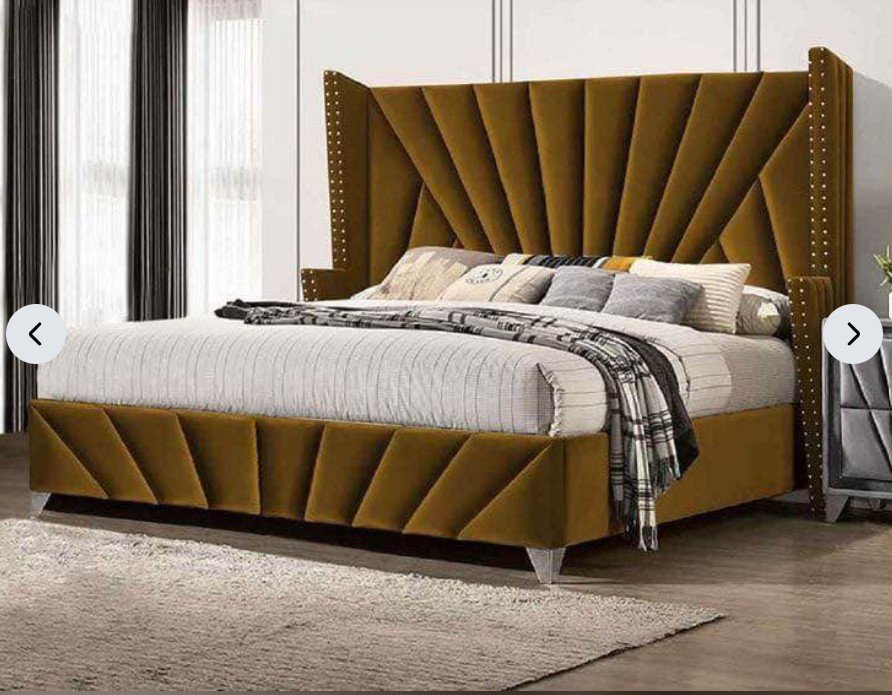 King size bed for sale at Wholesale prices